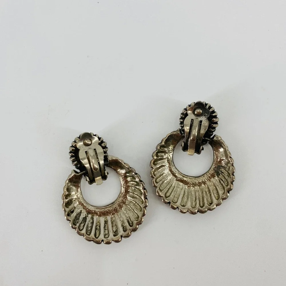 Boho Clip On Earrings Women OS Silver Black Ribbed Door Knocker Vintage